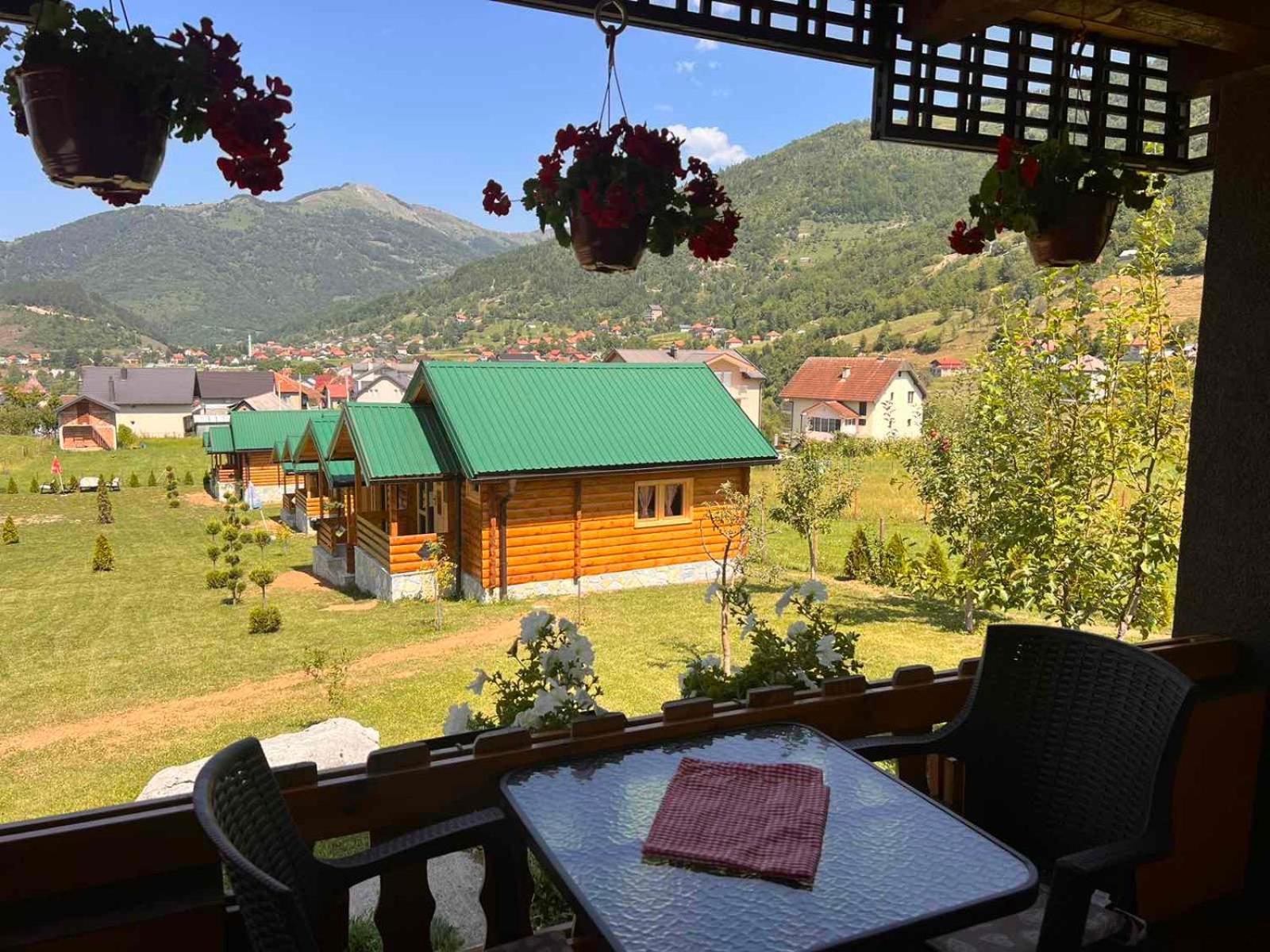 Salerno Camp Villa Plav Dış mekan fotoğraf