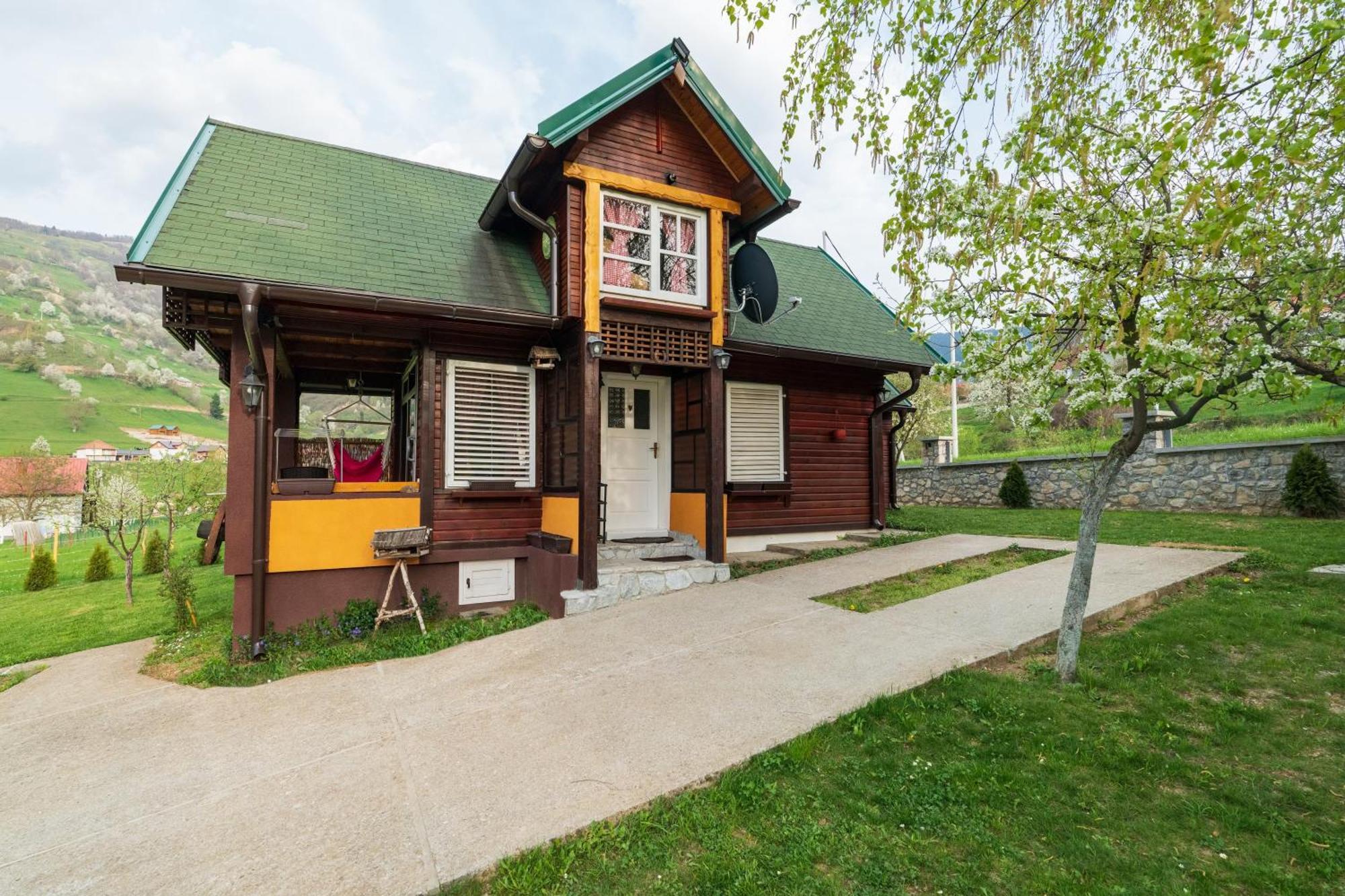 Salerno Camp Villa Plav Dış mekan fotoğraf