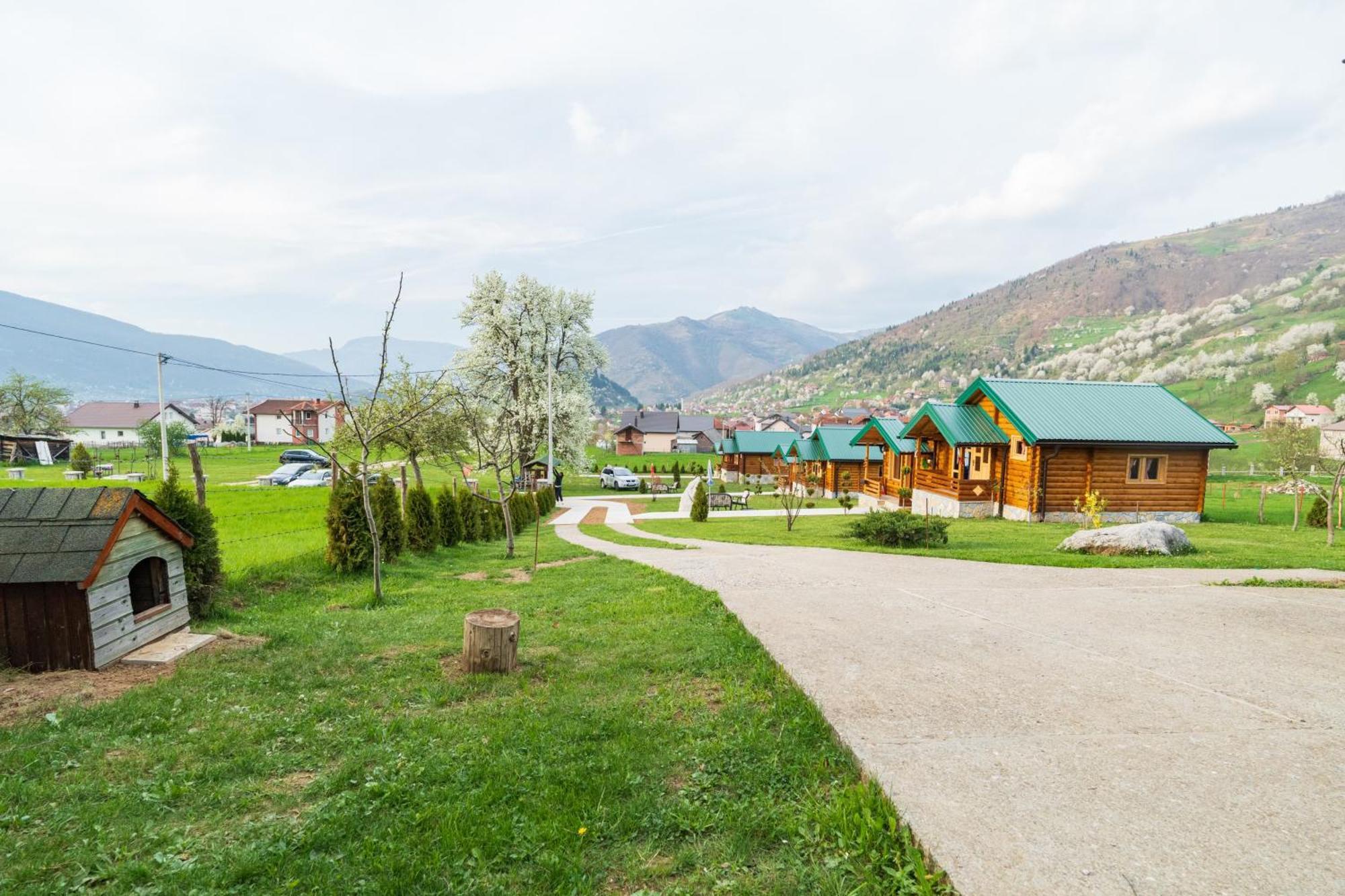 Salerno Camp Villa Plav Dış mekan fotoğraf