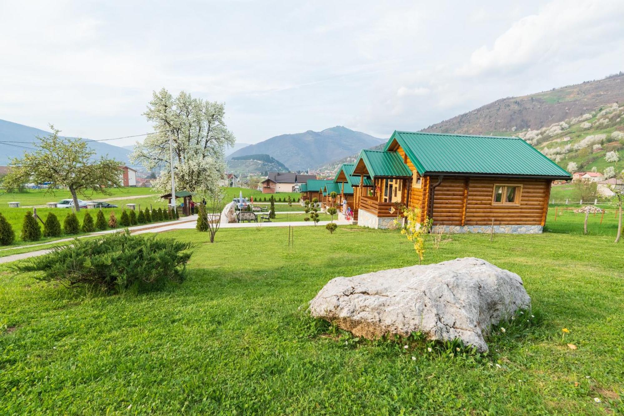 Salerno Camp Villa Plav Dış mekan fotoğraf