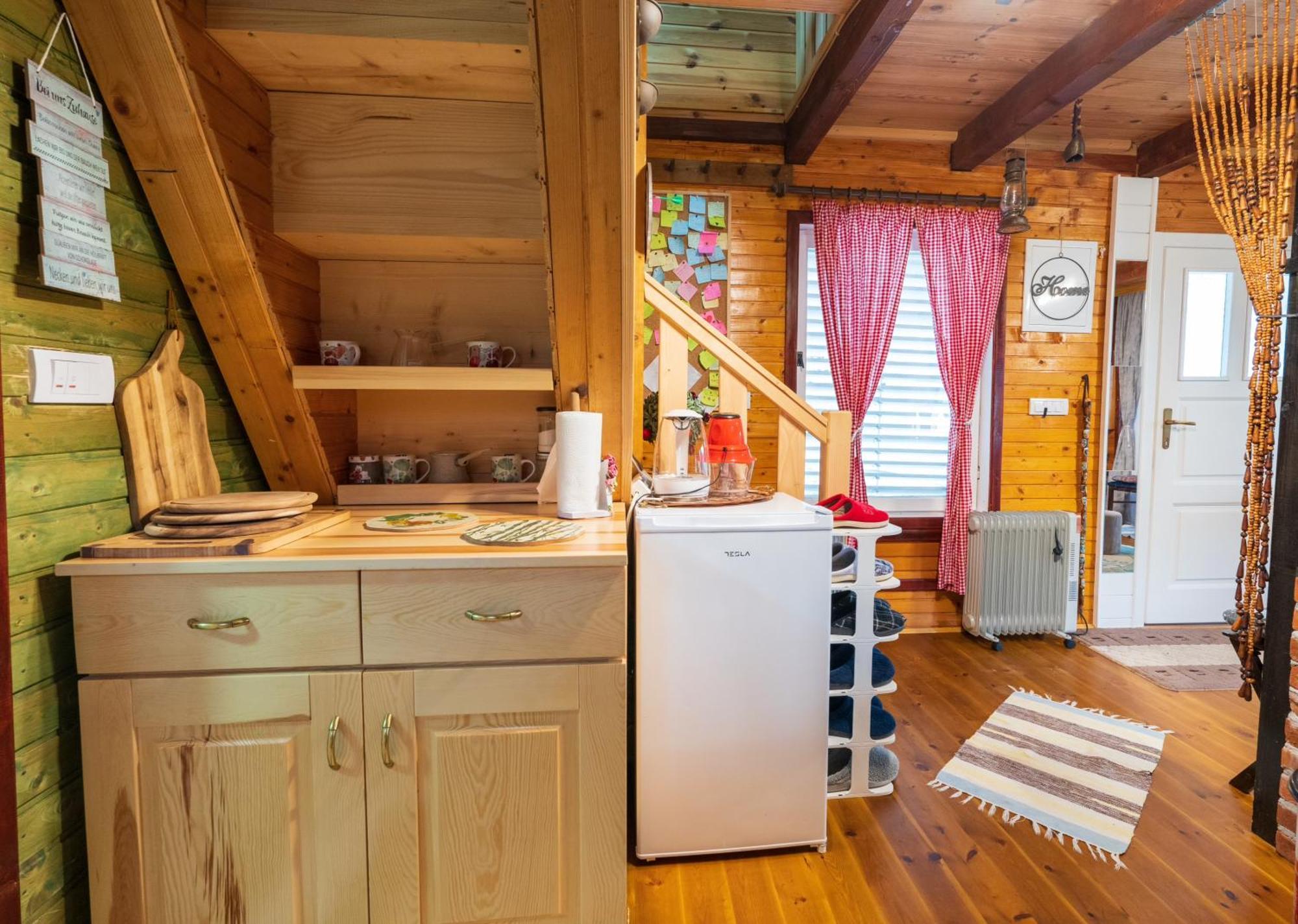 Salerno Camp Villa Plav Dış mekan fotoğraf